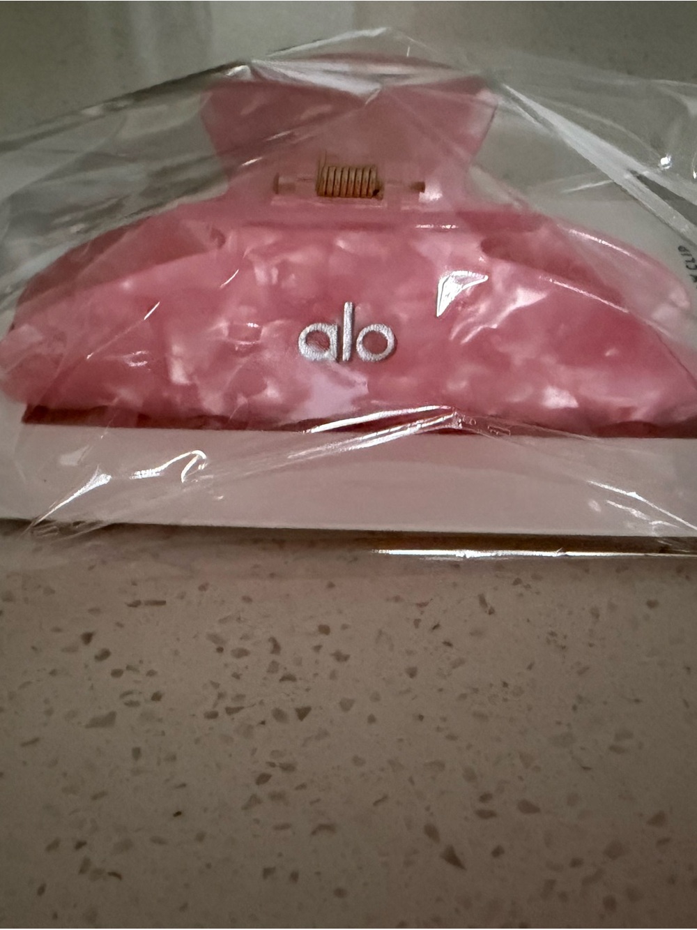 ALO Yoga Pink Acrylic Hair Claw with Gold Spring - Picture 1 of 1